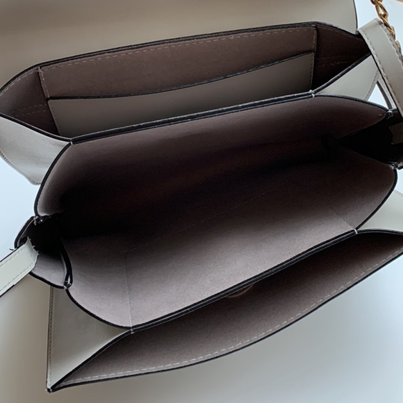 Crossbody bag - Picture 2 of 5